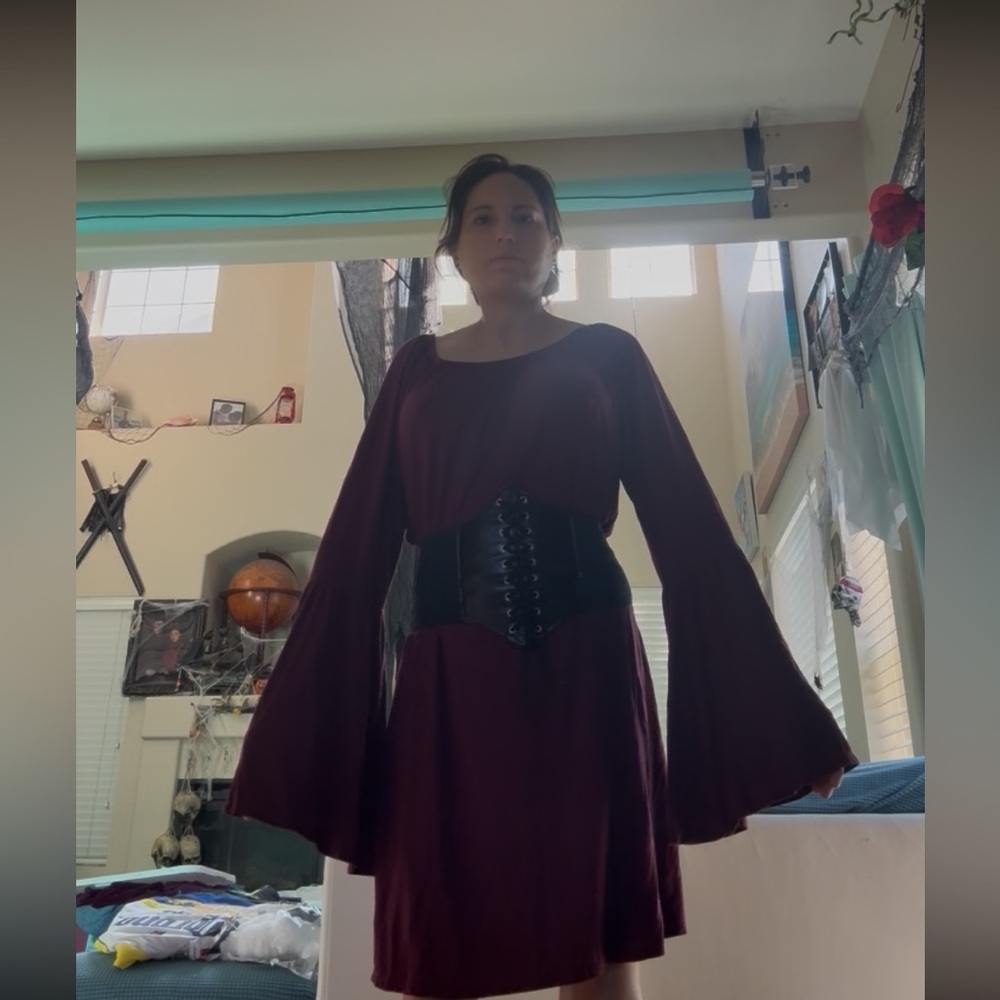 XL Burgundy Dress costume great condition.